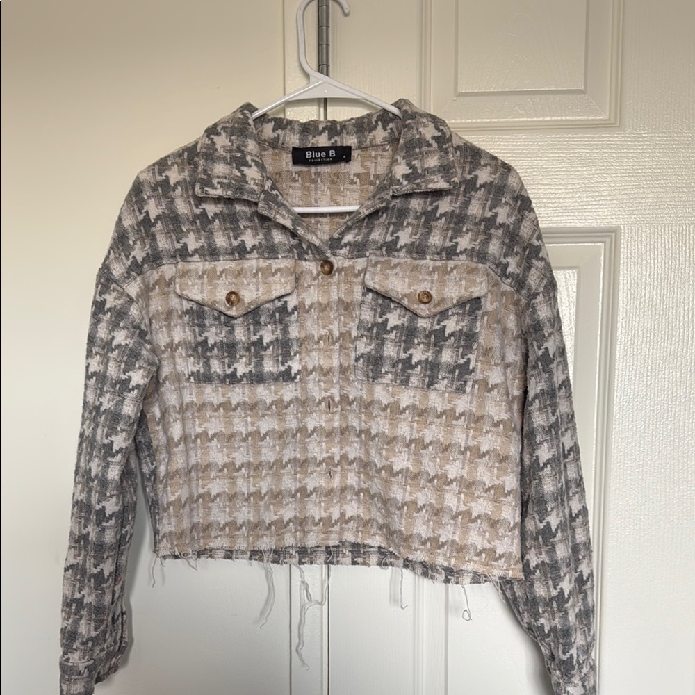 Women's Houndstooth Jacket - Gray and Cream